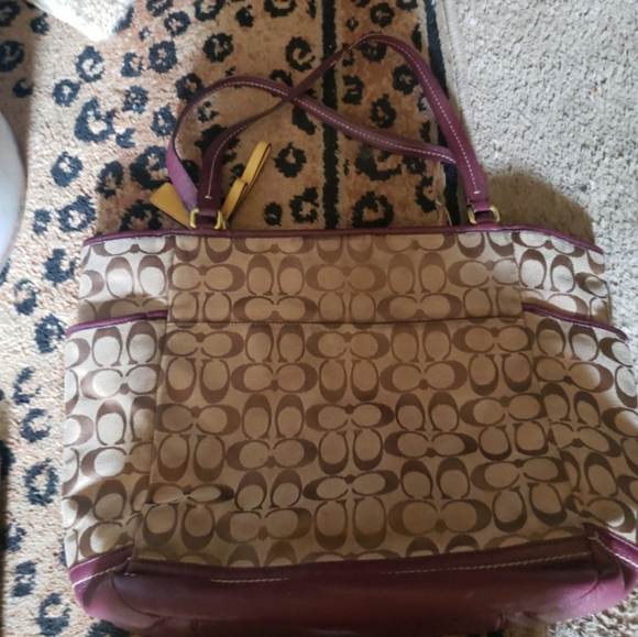 Coach Bag - Picture 2 of 6